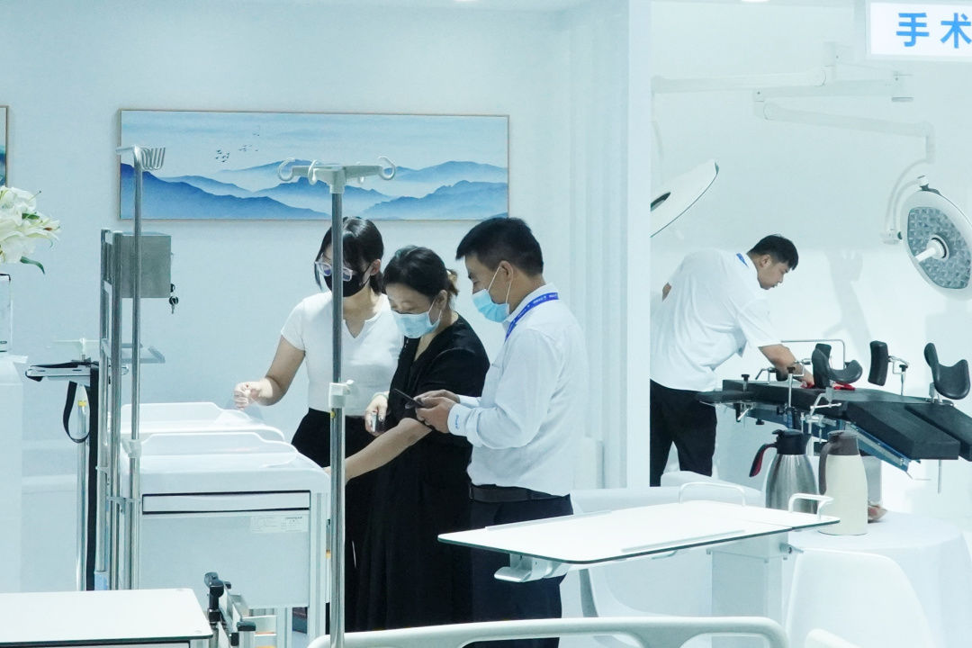 顺发娱乐医疗,小护士医疗设备